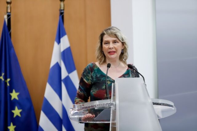 Παπακώστα: “Το πρόγραμμα της ΝΔ πλήττει τη μεσαία τάξη”