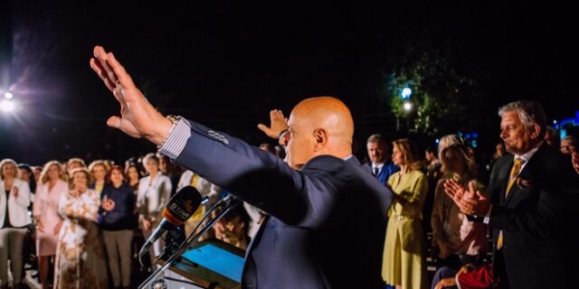 ΛΥΣΗ ΤΩΡΑ: Παρουσίαση νίκης η πανστρατιά των 202 του Βασίλη Καθαροσπόρη