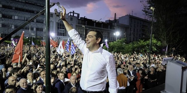 Αλέξης Τσίπρας από το Πασαλιμάνι: Την ιστορία δεν τη γράφουν οι κονδυλοφόροι της ελίτ αλλά ο λαός
