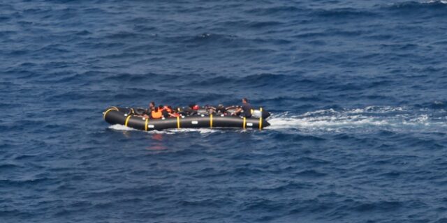 Σάμος: Εντοπίστηκαν και διασώθηκαν 60 μετανάστες σε θαλάσσια περιοχή