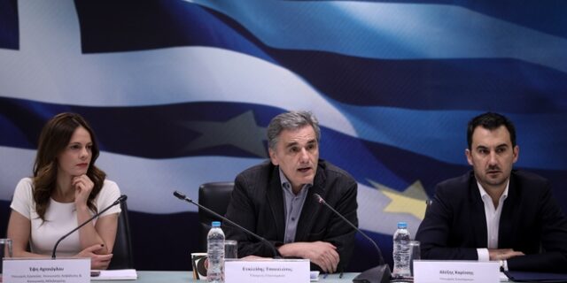 120 δόσεις: Ρύθμιση οφειλών ύψους 140 δισ. ευρώ με αποδέκτες την μισή Ελλάδα