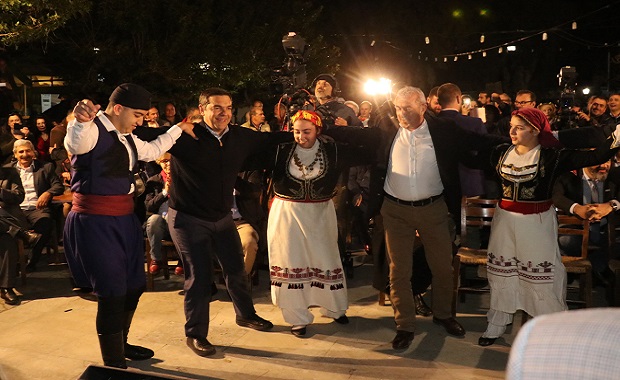 Το σιγανό πεντοζάλι του Τσίπρα στην Κρήτη