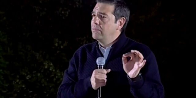 Τσίπρας: Αφού κρύβεται από το ντιμπέιτ ο Κ. Μητσοτάκης, θα κάνω ντιμπέιτ με τον λαό