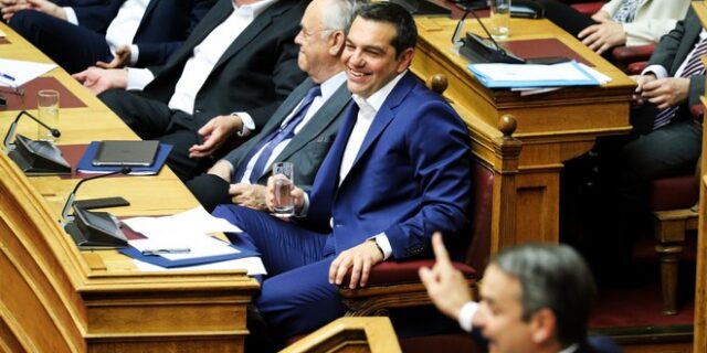 Από την τραγωδία στην φάρσα…