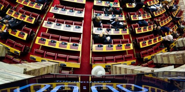 Ψήφος Εμπιστοσύνης: 153 “Ναι” – 136 “Όχι”