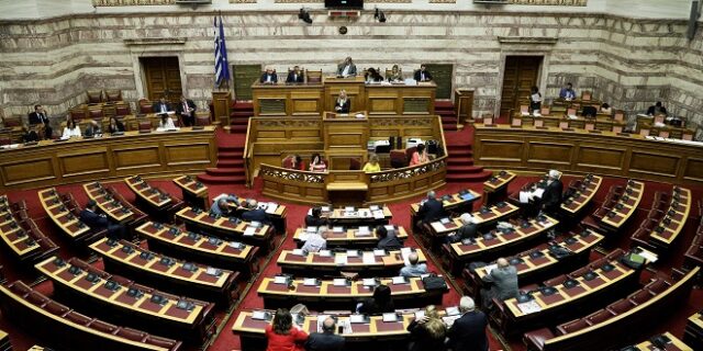 Ρύθμιση 120 δόσεων: Πώς θα χτίζεται ο ακατάσχετος λογαριασμός