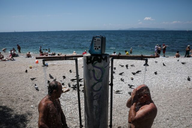 Επαναληπτικές εκλογές 2019: Ο κόσμος ψήφισε παραλία