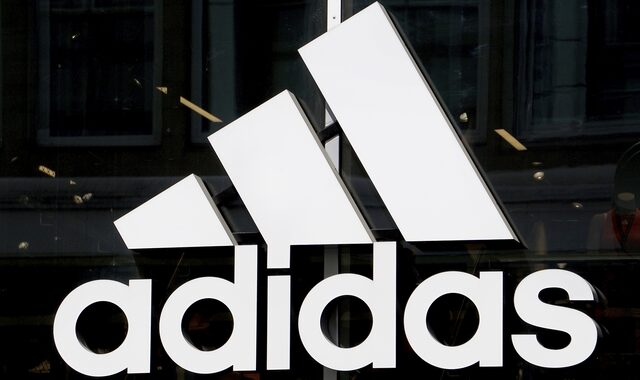Adidas: Έχασε την μάχη του σήματος για τις “τρεις γραμμές”