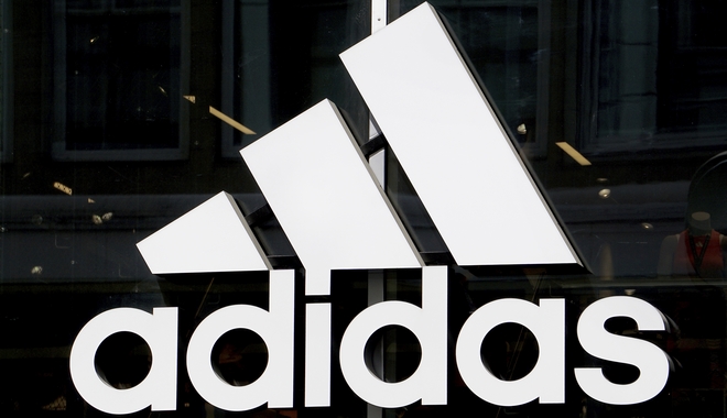 Adidas: Έχασε την μάχη του σήματος για τις “τρεις γραμμές”