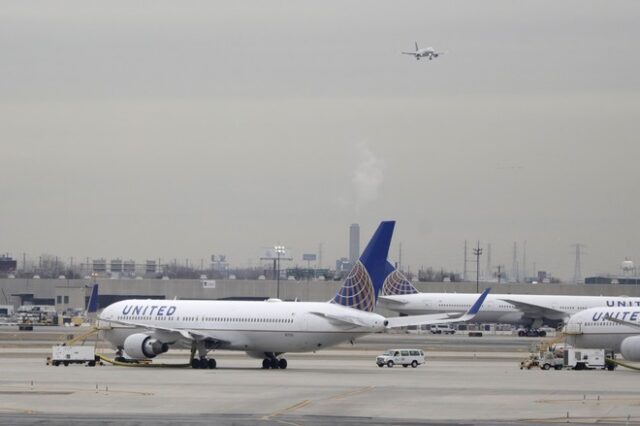 Ν. Υόρκη: Έκλεισε το αεροδρόμιο του Νιούαρκ – Αεροσκάφος βγήκε εκτός διαδρόμου