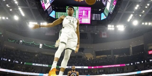 Οι Έλληνες πολιτικοί υποκλίνονται στον Γιάννη Αντετοκούνμπο