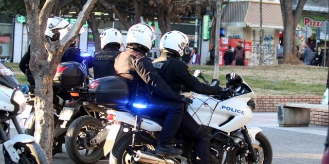 Σύλληψη διακινητή ναρκωτικών στην Καλλιθέα