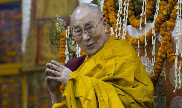 Δαλάι Λάμα: Γιατί τον έχρισαν πνευματικό ηγέτη σε ηλικία δύο ετών