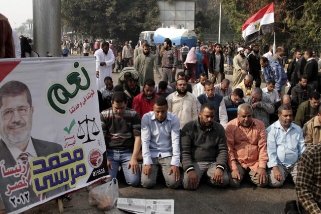 Αίγυπτος: Δολοφονία ο θάνατος Μόρσι σύμφωνα με την Μουσουλμανική Αδελφότητα