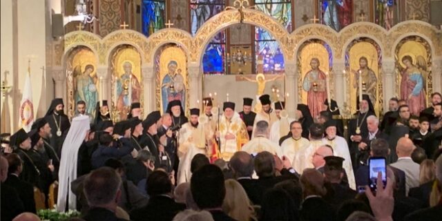 Ενθρονίστηκε με λαμπρότητα ο νέος Αρχιεπίσκοπος Αμερικής Ελπιδοφόρος