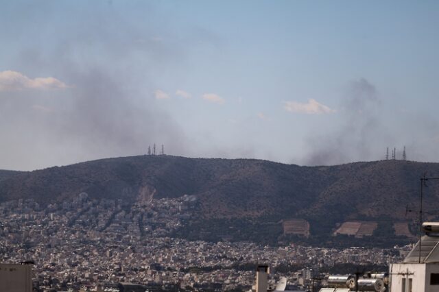 Άνδρας βρέθηκε νεκρός σε χώρο εργοστασίου κοντά στη φωτιά της Φυλής