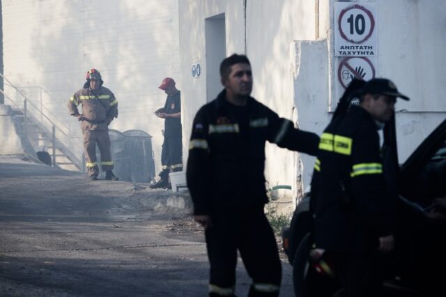 Νεκρός στην Φυλή, μαίνεται η φωτιά -Υπό μερικό έλεγχο το μέτωπο στην Αίγινα