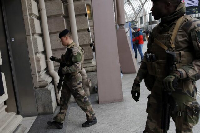 Γαλλία: Στρατιώτης πυροβόλησε άνδρα που απειλούσε με μαχαίρι περίπολο
