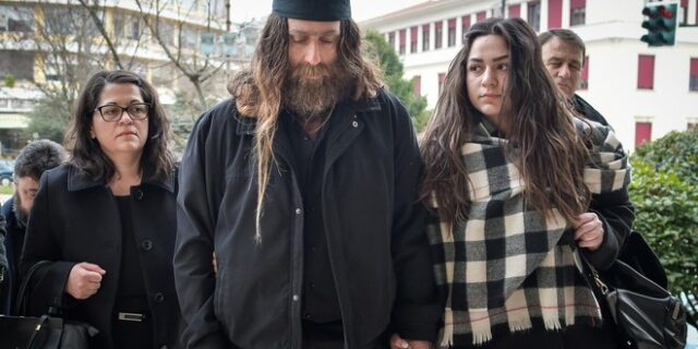 Πατέρας Γιακουμάκη: Η Κρήτη έχει παλικάρια – Η εικόνα στο δικαστήριο δεν έχει να κάνει με τα παλικάρια της Κρήτης