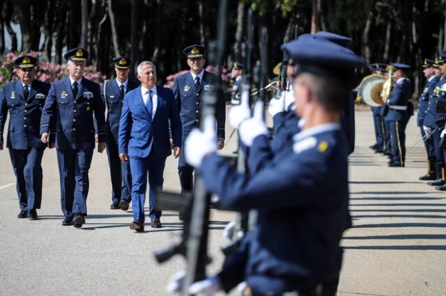 Αποστολάκης: Απαντάμε με αποφασιστικότητα, δεν βοηθάνε οι Τούρκοι