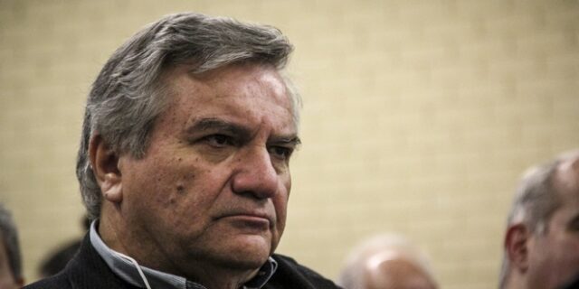 Έντονος προβληματισμός από την ηχηρή διαφοροποίηση του Χάρη Καστανίδη για την εξαίρεση Τζανακόπουλου- Πολάκη
