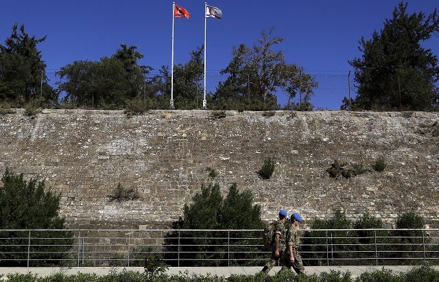 Φόβοι για αντίποινα από την Τουρκία και για διχοτόμηση στην Κύπρο