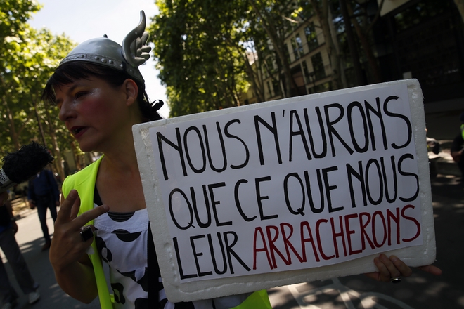 Γαλλία: Ενώνουν δυνάμεις Κίτρινα Γιλέκα και ακτιβιστές για το κλίμα
