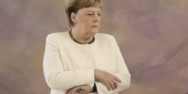 Επέστρεψε στην Καγκελαρία η Μέρκελ – Σενάρια για πέμπτη θητεία