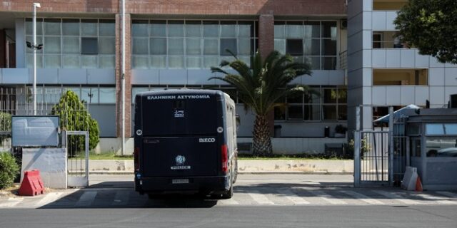 Εντοπίστηκε και συνελήφθη ακόμη ένας από τους δραπέτες του Μεταγωγών στον Βοτανικό