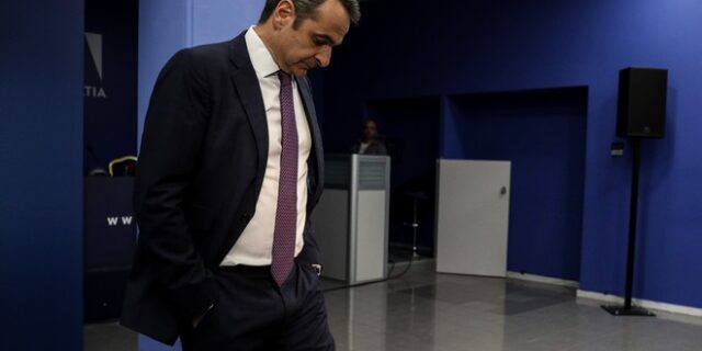 Μητσοτάκης: Η φωτογραφία του από όταν ήταν φαντάρος στη Ν. Αγχίαλο