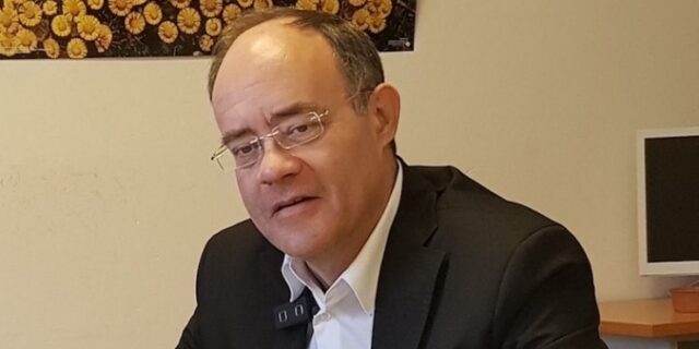 Ιερέας σε βουλευτή του ΣΥΡΙΖΑ: “Φύγε, πούλησες με 30 αργύρια τη Μακεδονία”