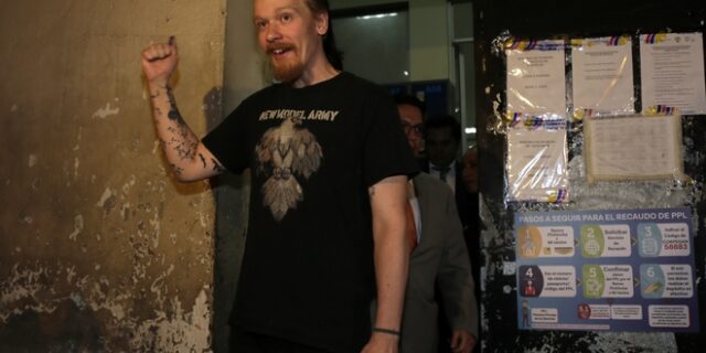 Wikileaks: Ελαφρύτερες ποινές για τον φερόμενο συνεργάτη του Ασάνζ