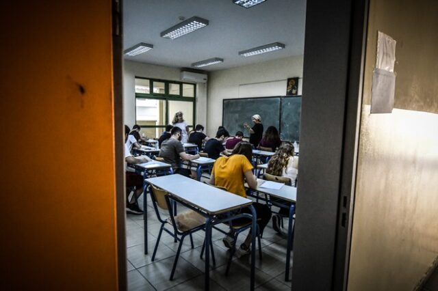 Με Αρχαία και Μαθηματικά συνεχίζονται οι Πανελλήνιες τη Δευτέρα