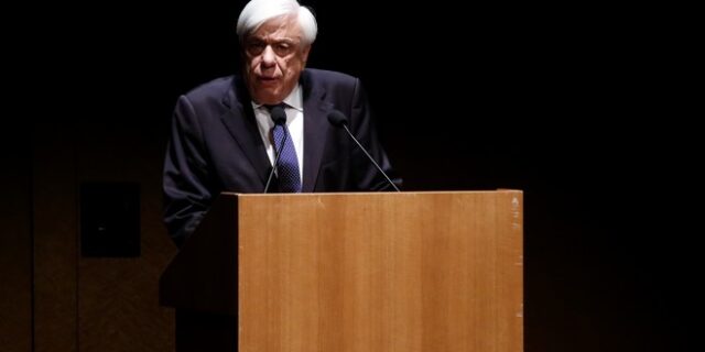 Ο ΠτΔ στην εκδήλωση για τη συμπλήρωση 200 ετών προσφοράς της Ελληνικής Βιβλικής Εταιρείας