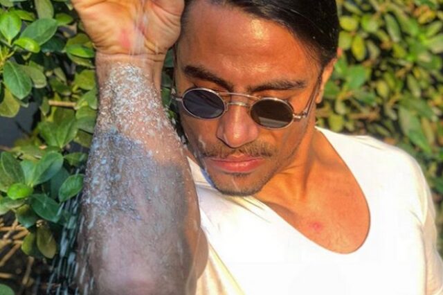 Λουκέτο στο εστιατόριο “Nusret” του Salt Bae στη Μύκονο