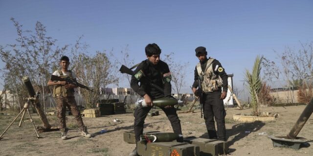 Συρία: Τουλάχιστον 101 νεκροί στις μάχες μεταξύ κυβερνητικών και τζιχαντιστών