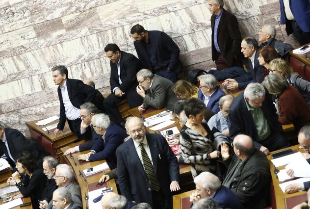 Πώς ο Τσίπρας άλλαξε το πρόγραμμα των βουλευτών της επαρχίας
