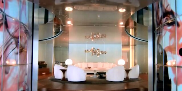 Στη Μύκονο το υπερπολυτελές γιοτ “Savannah” που νοικιάζεται 1 εκατ. τη βδομάδα