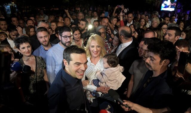 Ενιαίο Πολιτικό Κέντρο συγκροτεί ο Αλέξης Τσίπρας – Ο νέος ρόλος της Ρένας Δούρου