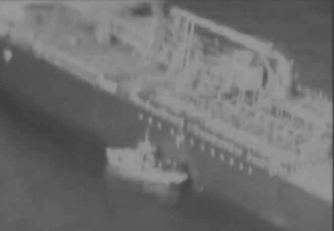 Εκρήξεις σε τάνκερ: Βίντεο των ΗΠΑ για τις επιθέσεις – Κατηγορούν το Ιράν