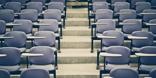Τεράστια ζήτηση για το Ελληνικό Ανοιχτό Πανεπιστήμιο (ΕΑΠ)