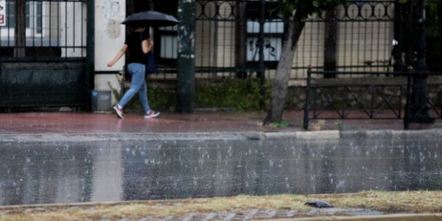 Έρχεται η κακοκαιρία “Αντίνοος”: Την Τρίτη νέες ισχυρές βροχές και καταιγίδες