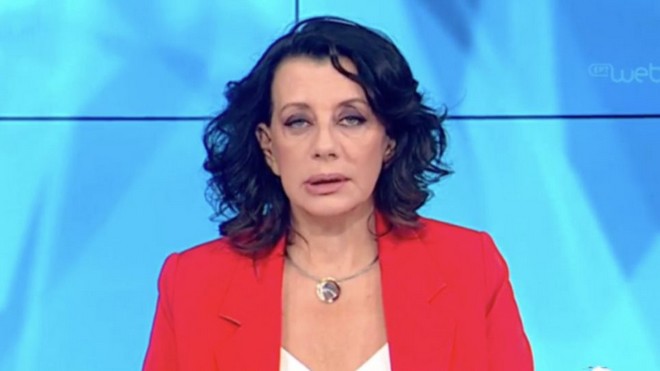 H Ακριβοπούλου ανακοίνωσε ότι σταματά πρόωρα την εκπομπή “Δεύτερη Ματιά”