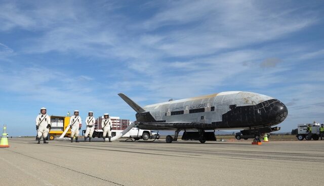 X-37B: Ερασιτέχνης φωτογράφισε το μυστηριώδες διαστημικό αεροπλάνο των ΗΠΑ