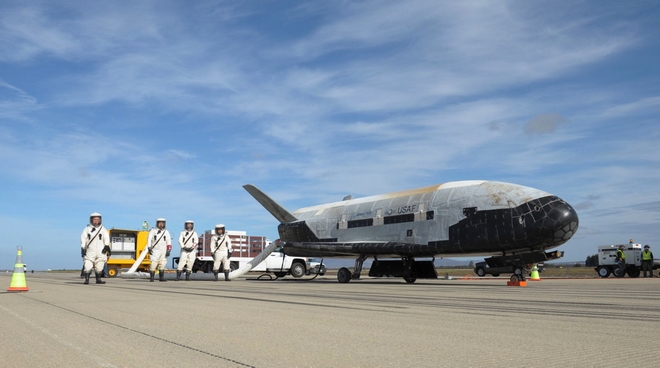 X-37B: Ερασιτέχνης φωτογράφισε το μυστηριώδες διαστημικό αεροπλάνο των ΗΠΑ