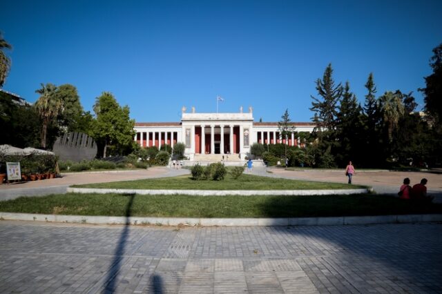 Υπόγεια επέκταση του Μουσείου, σύνδεση με το Ακροπόλ και “συνομιλία” με το Πολυτεχνείο