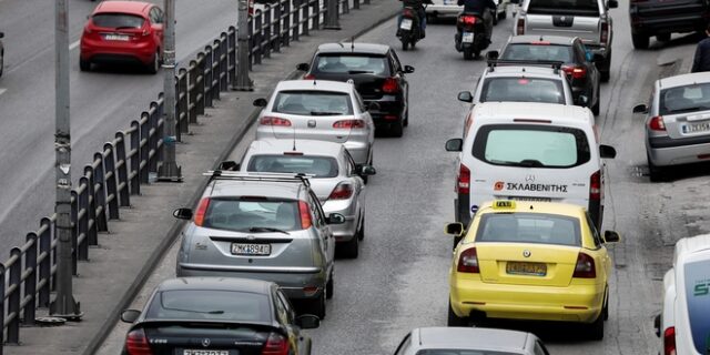 Σεισμός 5,1 Ρίχτερ στην Αθήνα: Κυκλοφοριακό κομφούζιο στο κέντρο της πόλης