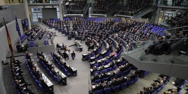 Τι αναφέρει η Γνωμοδότηση της Bundestag για τις γερμανικές επανορθώσεις