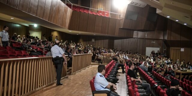 Δίκη Χρυσής Αυγής: Ακόμα δύο δηλώνουν “απόντες”