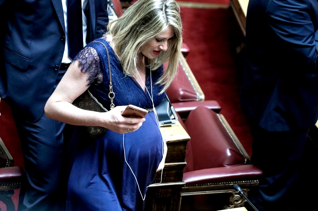 Ορκωμοσία νέας Βουλής: Ποια βουλευτής είναι σε προχωρημένη εγκυμοσύνη